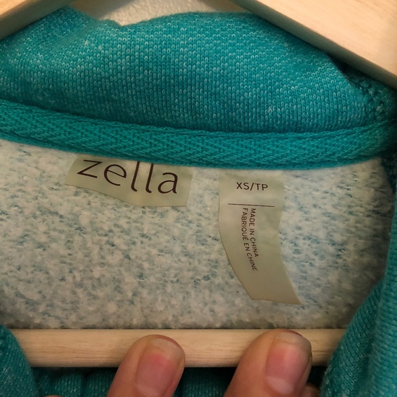 Zella, Like New Turquoise Hoodie - Picture 5 of 7